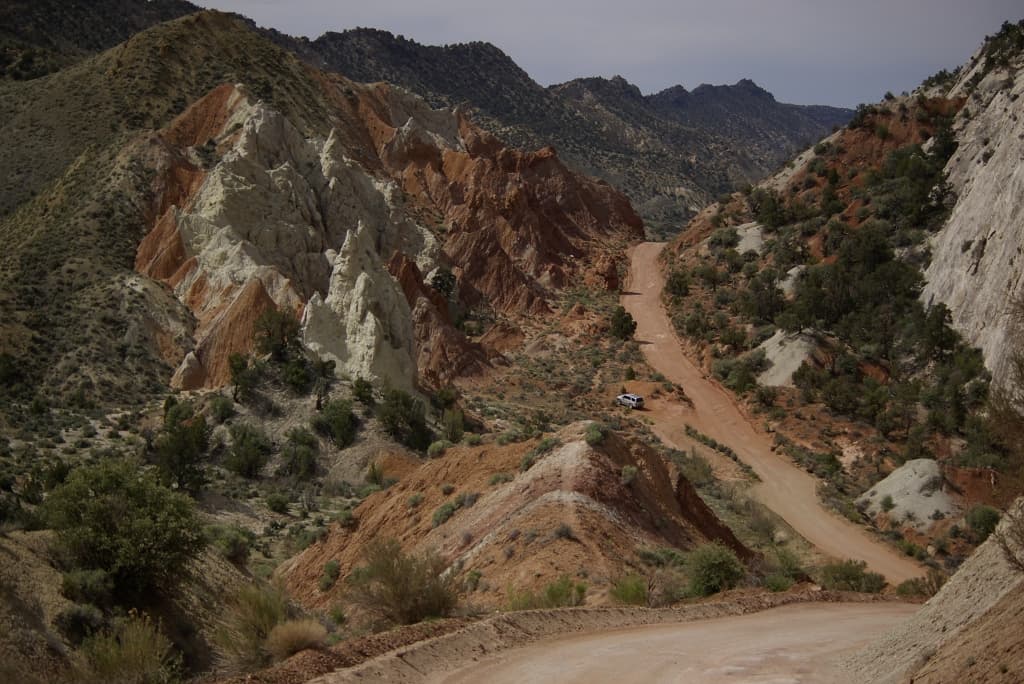 Cottonwood Canyon Road — overland route near Cannonville, UT, Southwest Utah